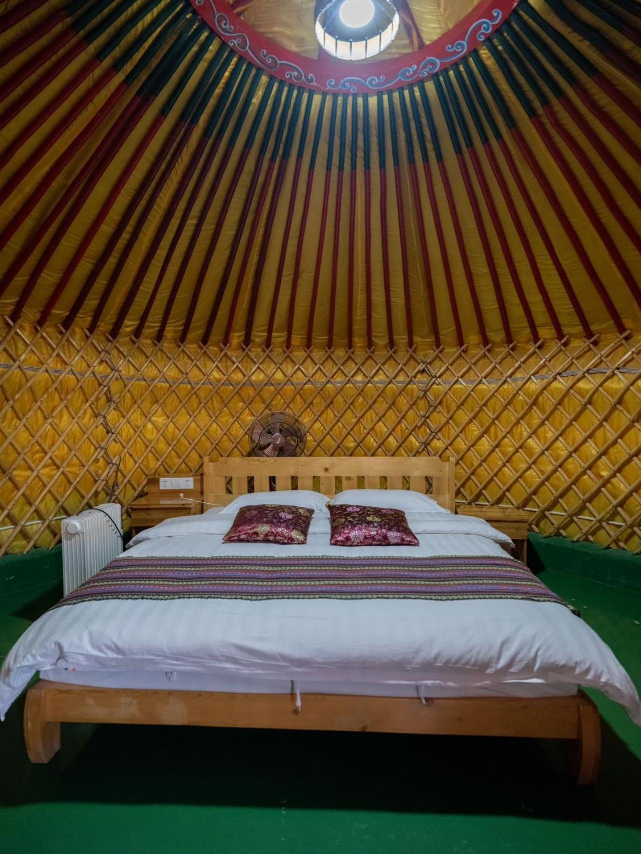 Kaoshan Tent Zhangye Luaran gambar